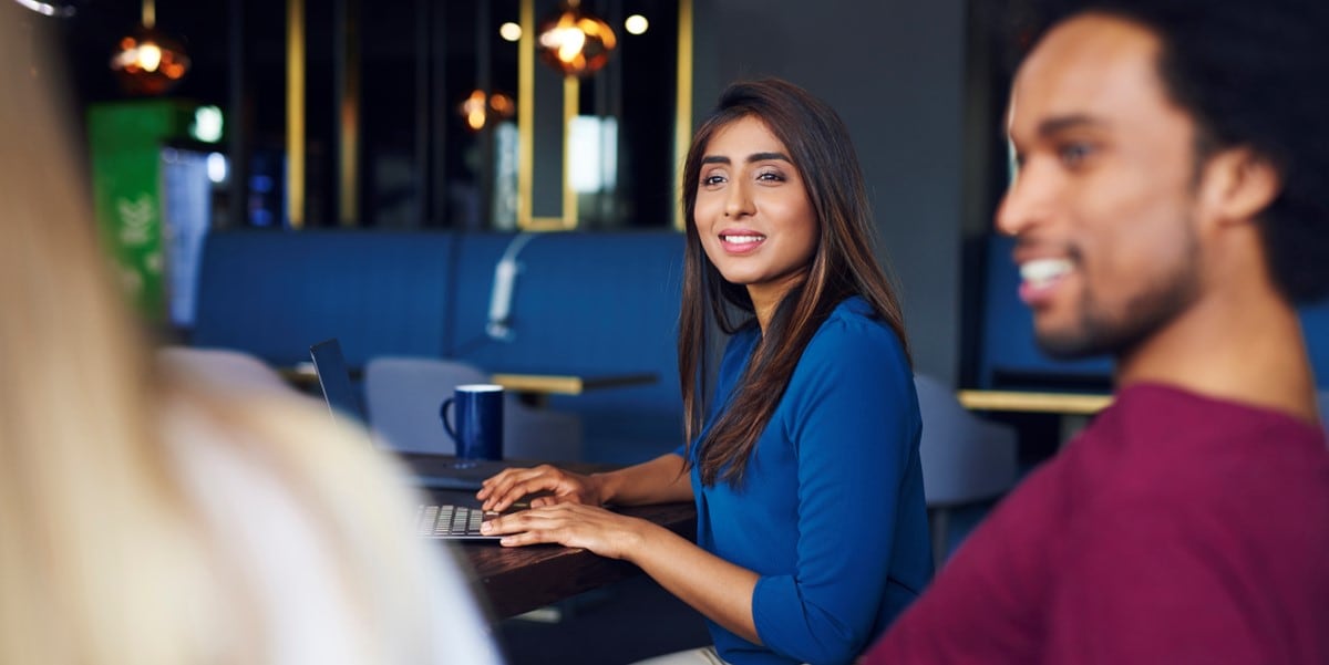 profesionales en oficina